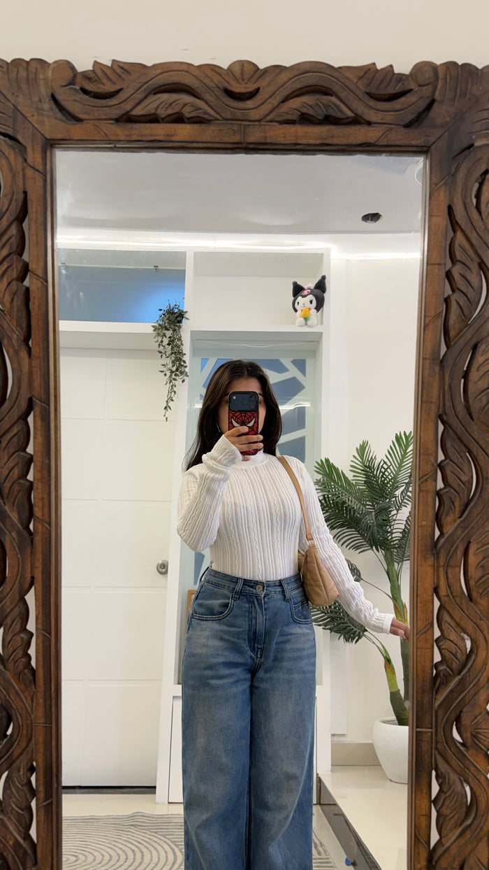 103 cute top 28-32 bust