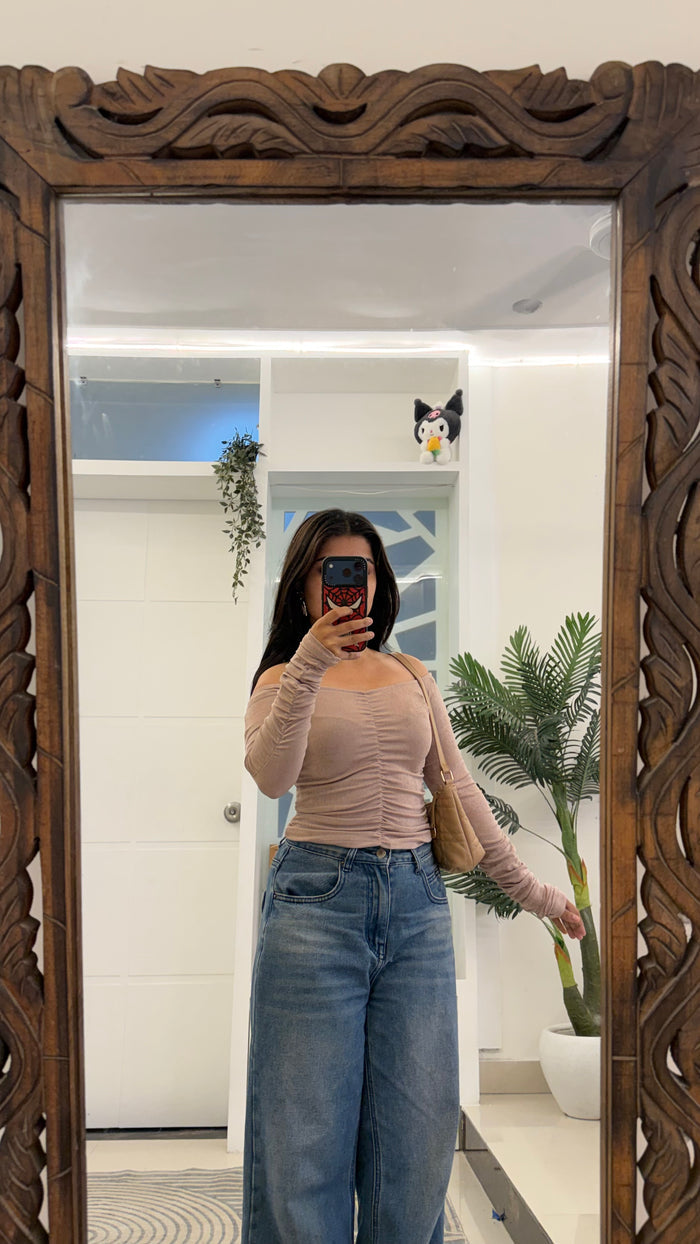 156 cute top 28-30 bust