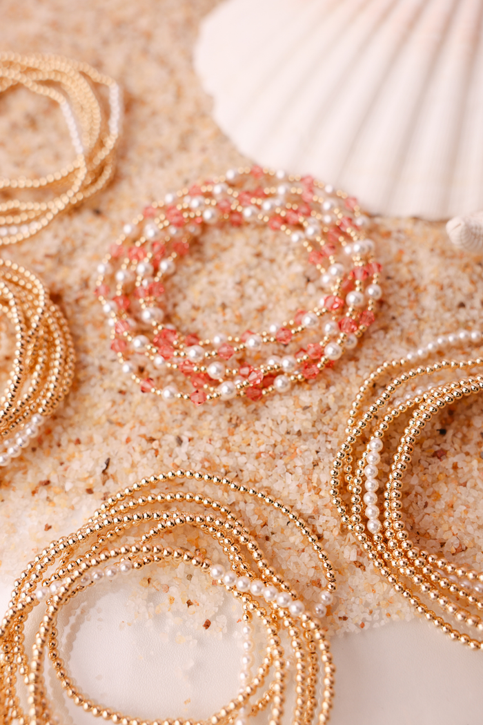 Dainty Sophia Pearl Bracelet in Gold