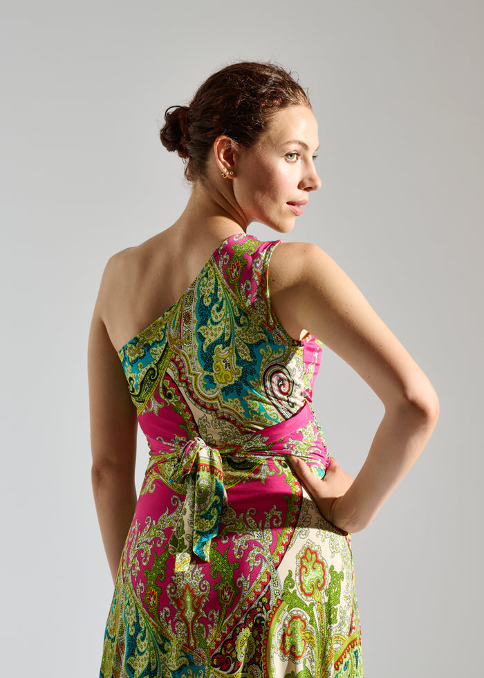 Back view of Ezazi red sleeveless maxi dress with Persian pattern (2).
