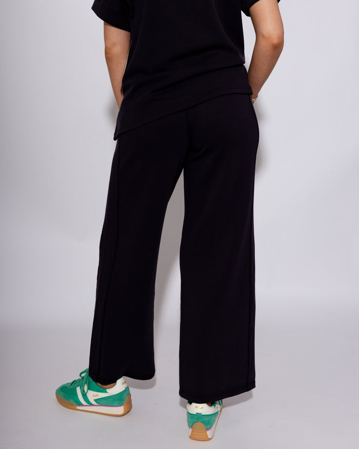 Luxe Wash Rib Wide-leg Pants in Black