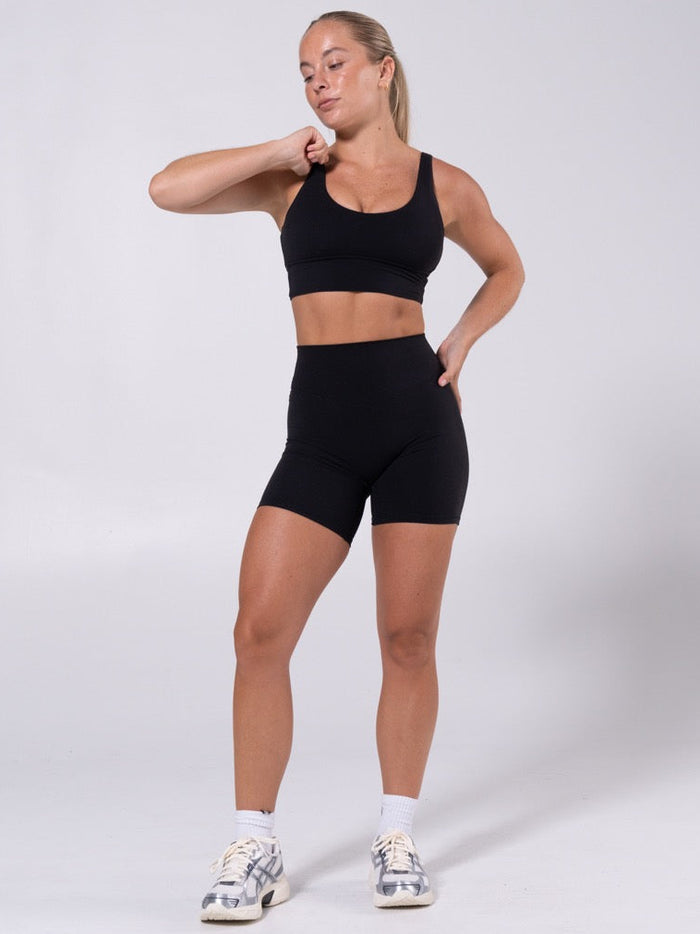 Monarch Sports Bra - Onyx Black