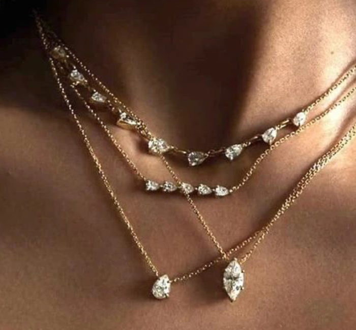 Solitaire 14K gold necklace