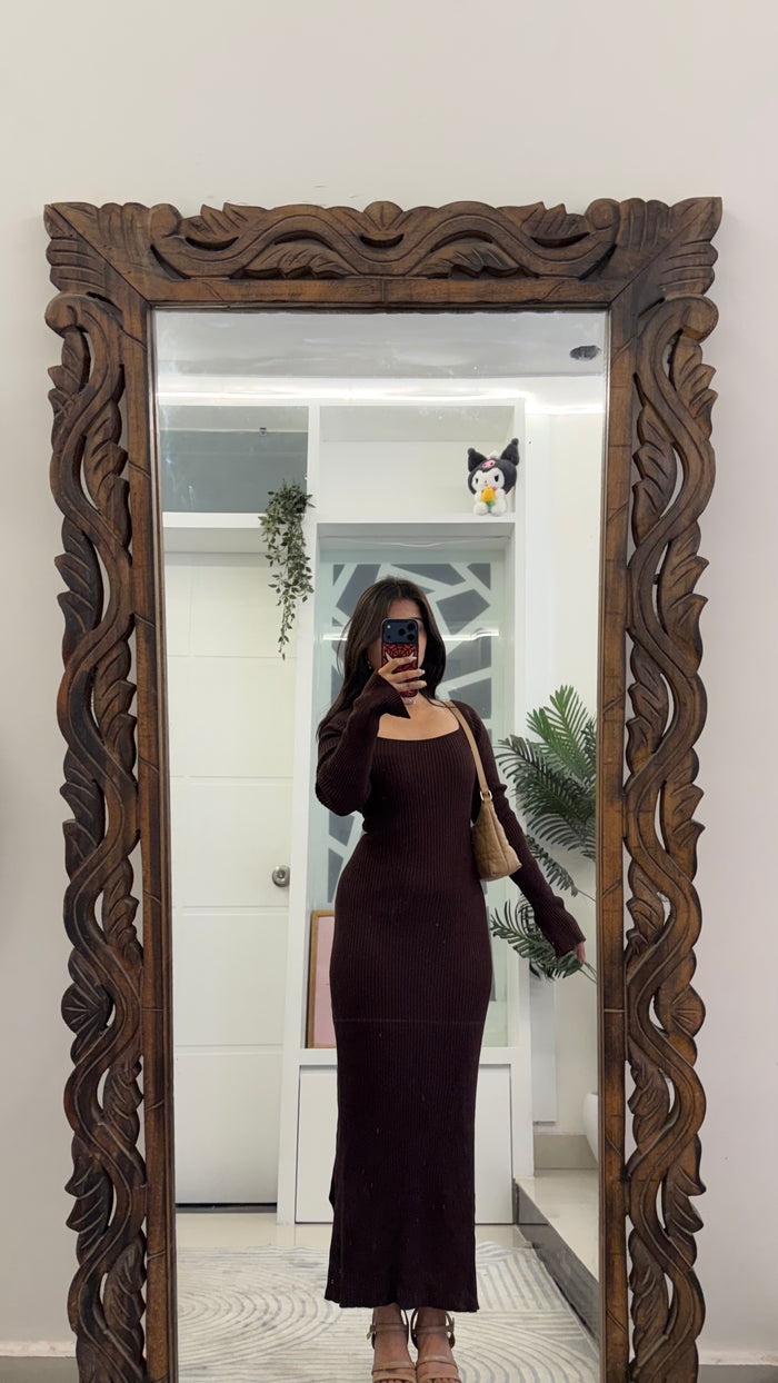 81 Summer Bodycon dress thrifted 34-37 bust/l:50