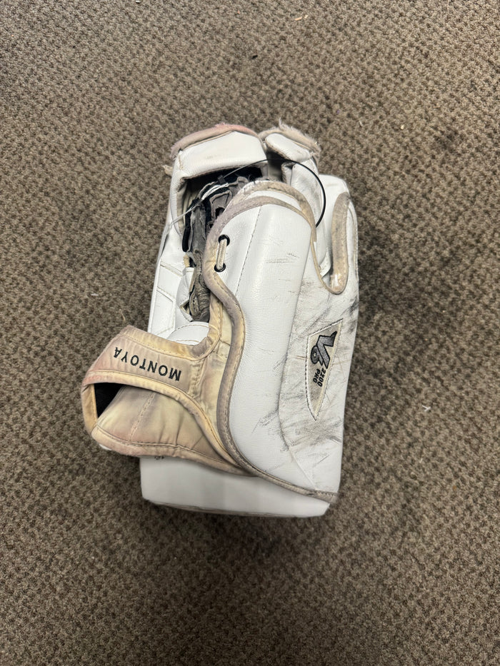 Used Vaughn V6 2200 Pro Sr. Goalie Blocker