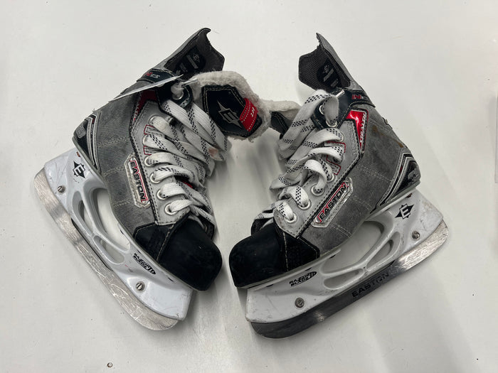 Used Easton Stealth S9 Hyperlight Hockey Skates Size 2.0 D