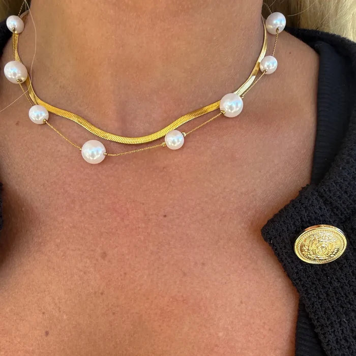 Avery Necklace