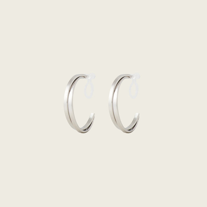 Aiori - Cassie Hoop Clip On Earrings - Silver -