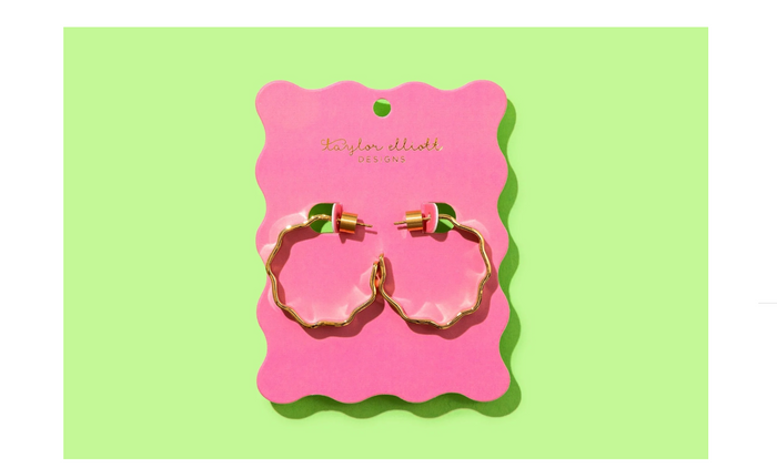 Cassie Wavy Small Hoops