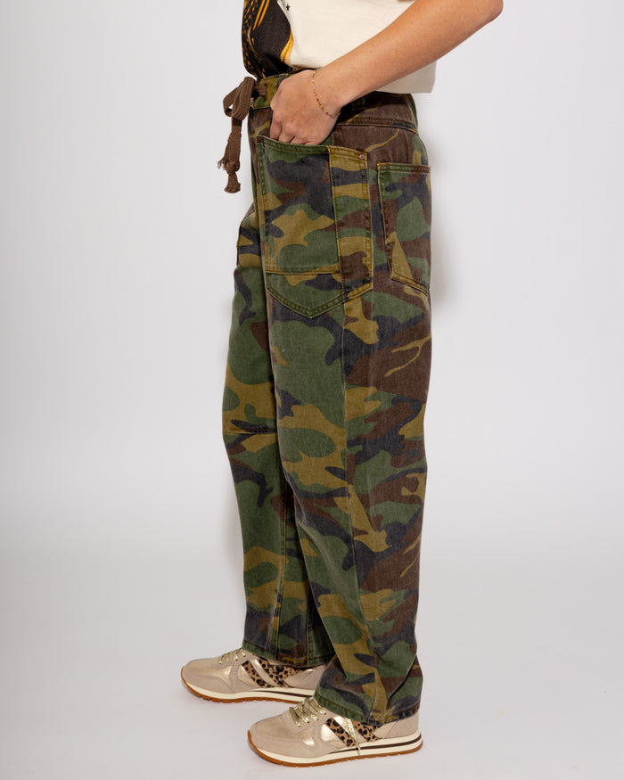 Cropped Relaxed Barrel Leg Camo Pants
