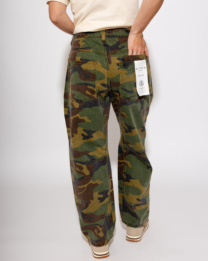 Cropped Relaxed Barrel Leg Camo Pants