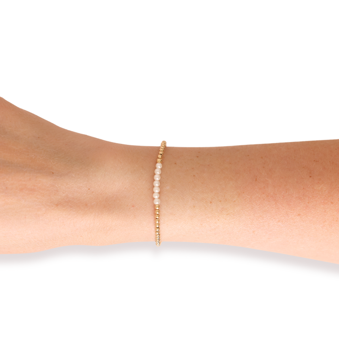Dainty Sophia Pearl Bracelet in Gold