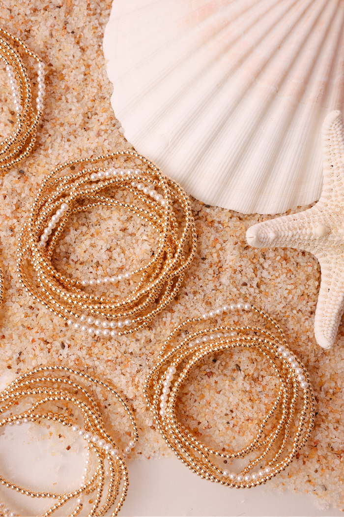 Dainty Sophia Pearl Bracelet in Gold