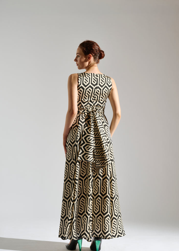 Back view of Chic sleeveless Calvin maxi dress with modern pattern.