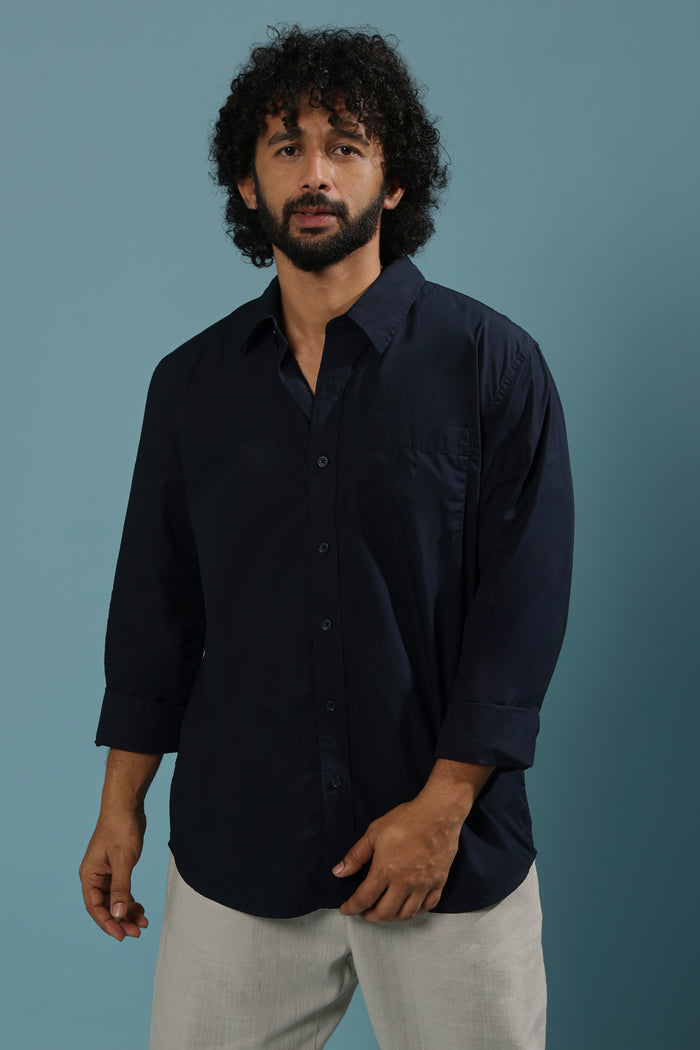 men's navy blue full sleeve solid shirt with premium quality cotton
Men's outfit for every occassion