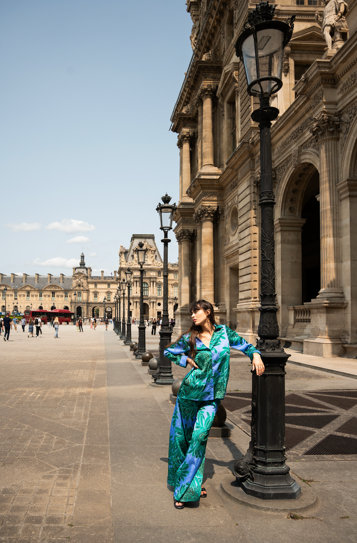 Ensemble Wendy: Sophisticated Floral Pants Set