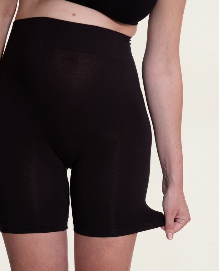 Essentiel Seamless Maternity Cycling Shorts – Black