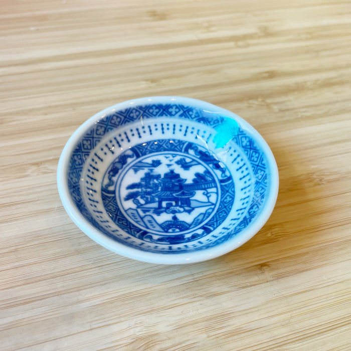 Dish / Blue & White (Pagoda)