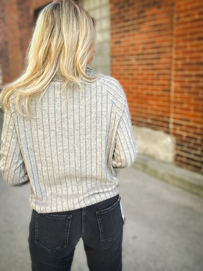 Hello Nite Everyday Favorite Turtleneck