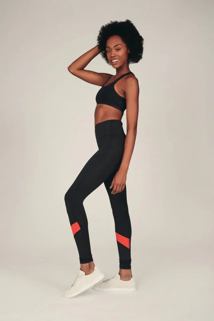 High-Rise Compression Workout Leggings with Antimicrobial Properties & Back Pocket - Allen-Fitness