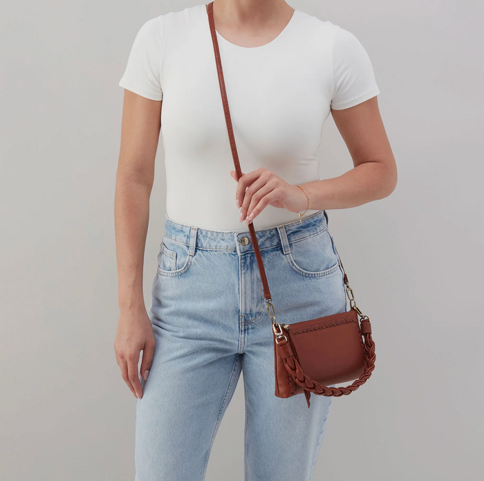 Hobo Darcy Crossbody