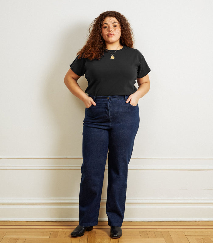 Hutton Boxy Fitted Tee - Black