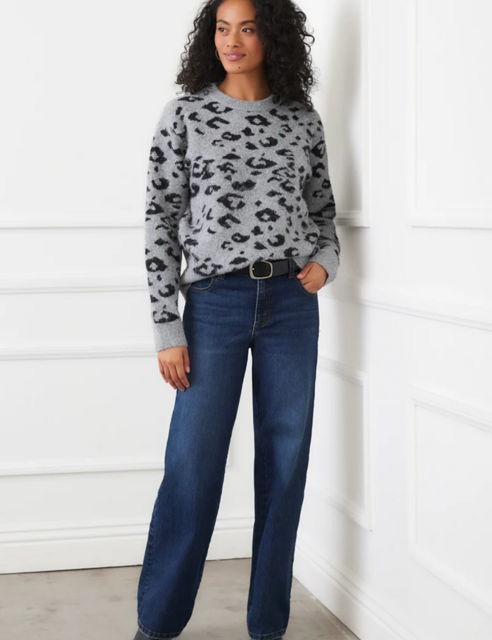 Karen Kane Spotted in Style Sweater