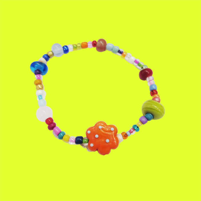 Karyn Lao: pOm Party Bracelets