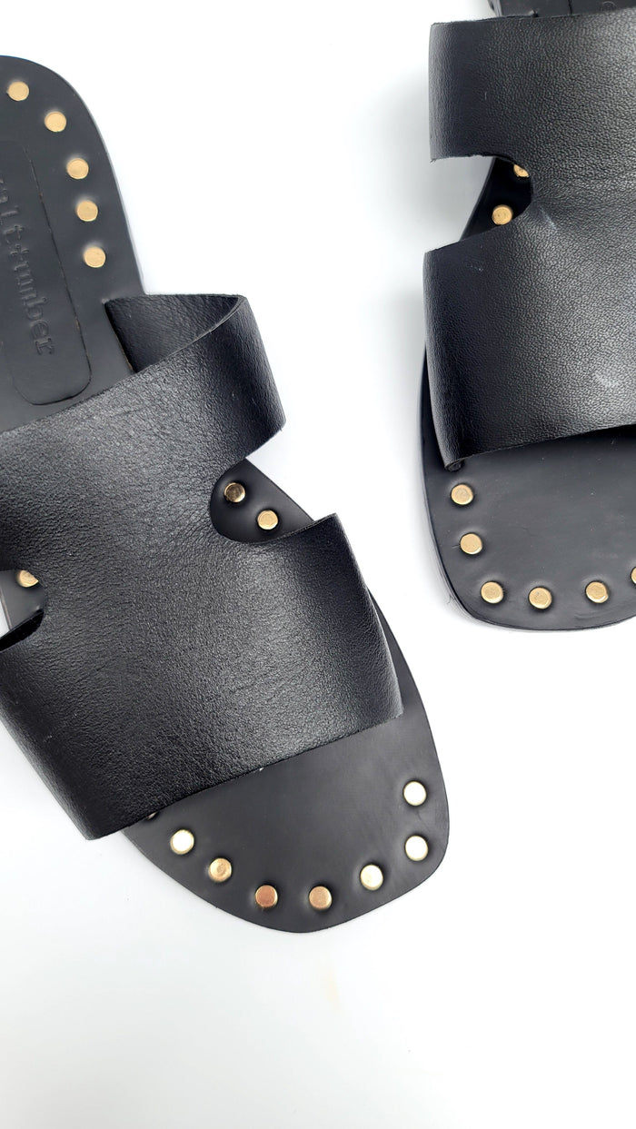 salt + umber - Lala - Black -