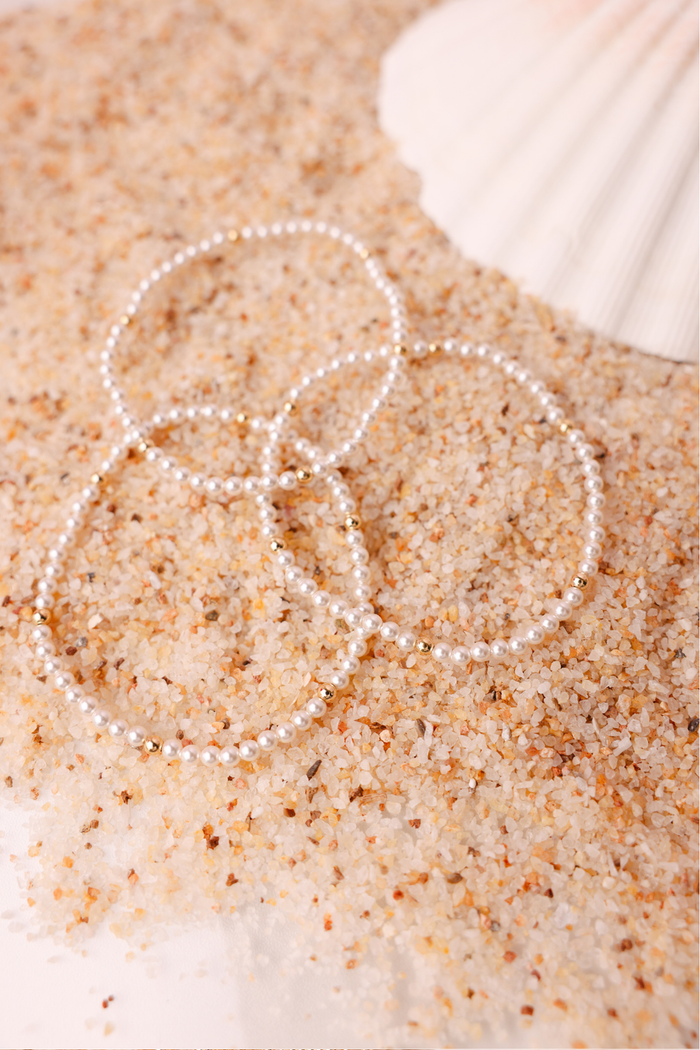Lilly Pearl Bracelet in Gold