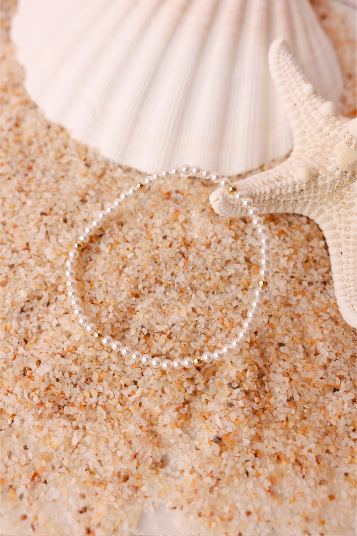 Lilly Pearl Bracelet in Gold