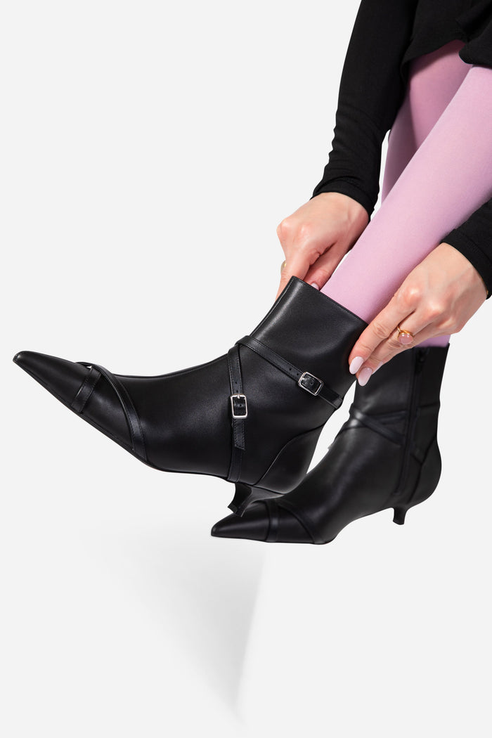 Intentionally Blank - Link Kitten Heel Buckled Ankle Boot - BLACK LEATHER
