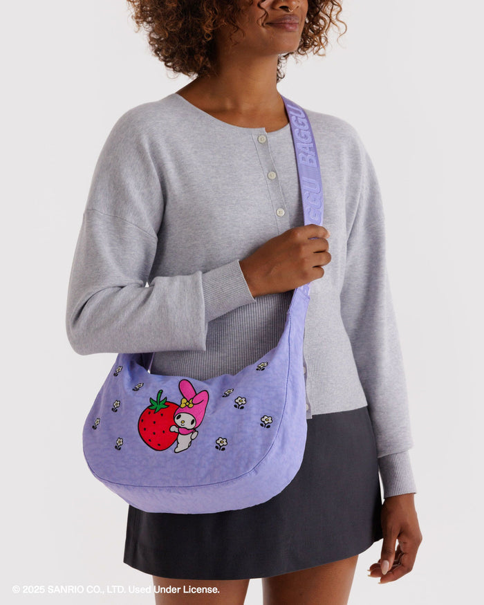 Baggu - Medium Nylon Crescent Bag - Embroidered My Melody Strawberry -