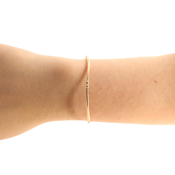 Mollie Bar Bracelet in Gold