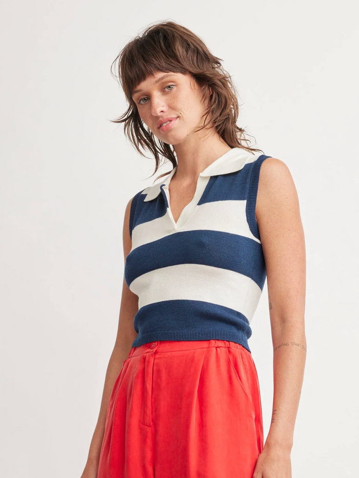 Self Contrast Waverly Collar Top
