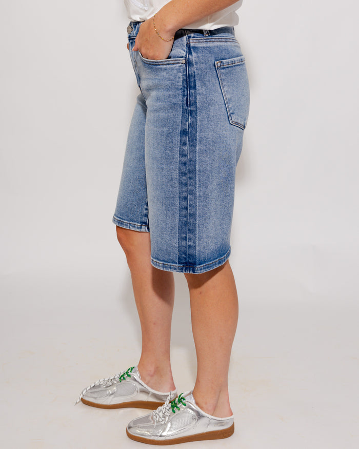 Shadow Wash Slouchy Jorts