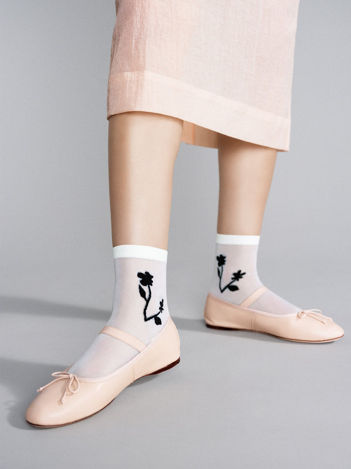 Hansel from Basel - Shadowplay Sheer Short Crew Sock -