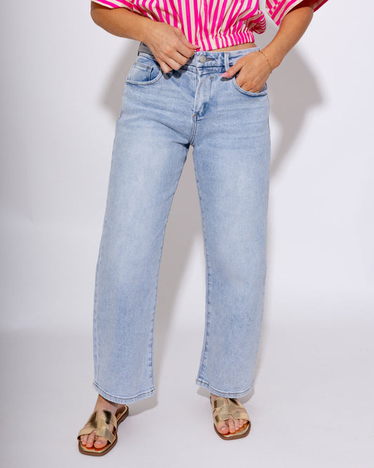 Slouchy Crop Barrel Jeans in Light