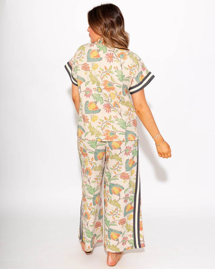 Sophisticated Floral Lounge Set
