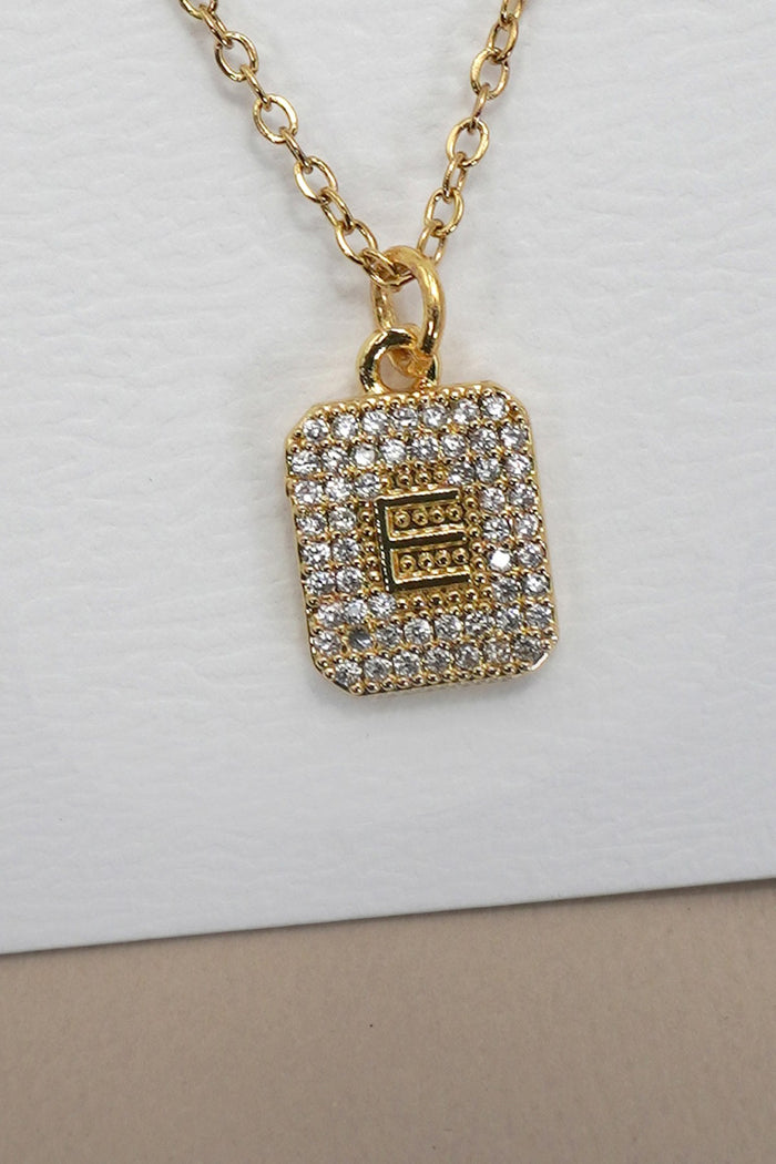 E / Gold