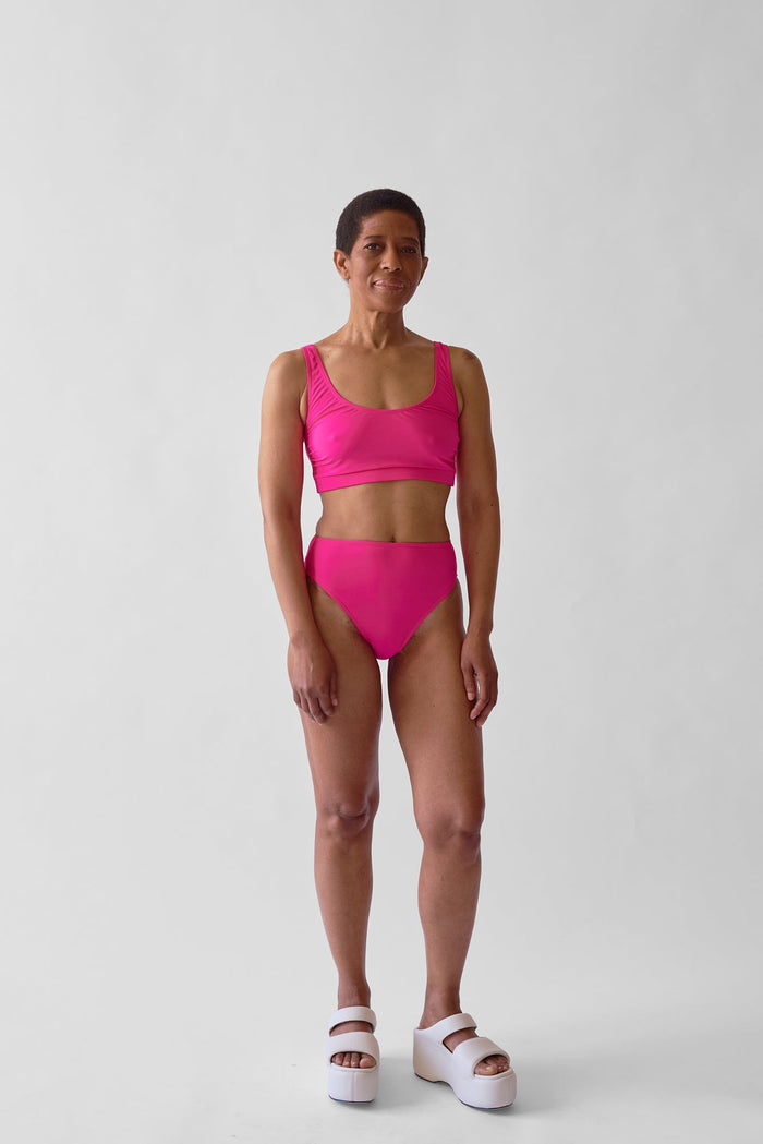 WRAY - Sport Bikini Top - Malibu Pink -