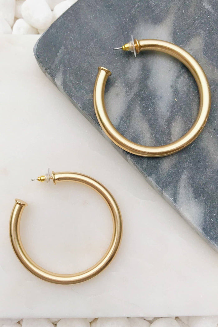 Upper Class Taste Hoop Earrings: Silver / Small