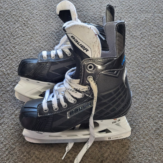Used Bauer Nexus 88 Hockey Skates Size 4