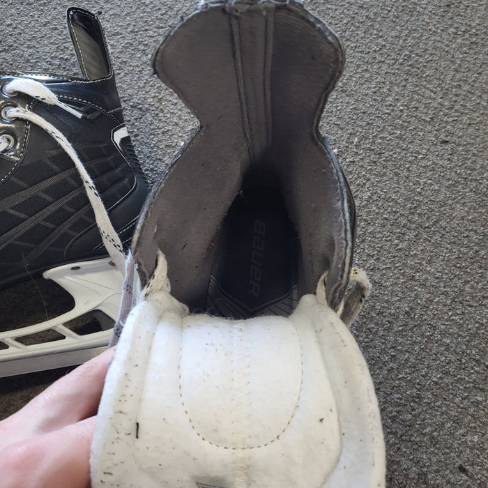 Used Bauer Nexus 88 Hockey Skates Size 4