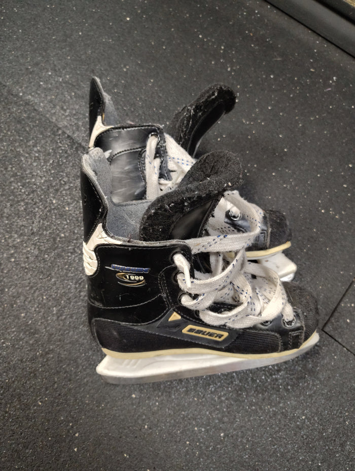 Used Bauer Supreme 1000 Hockey Skates Youth Size 12