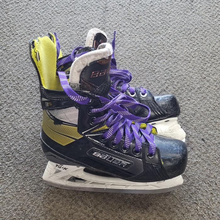 Used Bauer Supreme 3s Ice Skates Size 3.5
