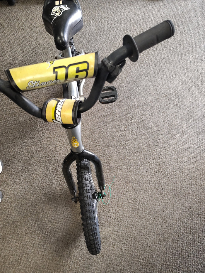 Used Novara Stinger Kids Mountain Bike 16"