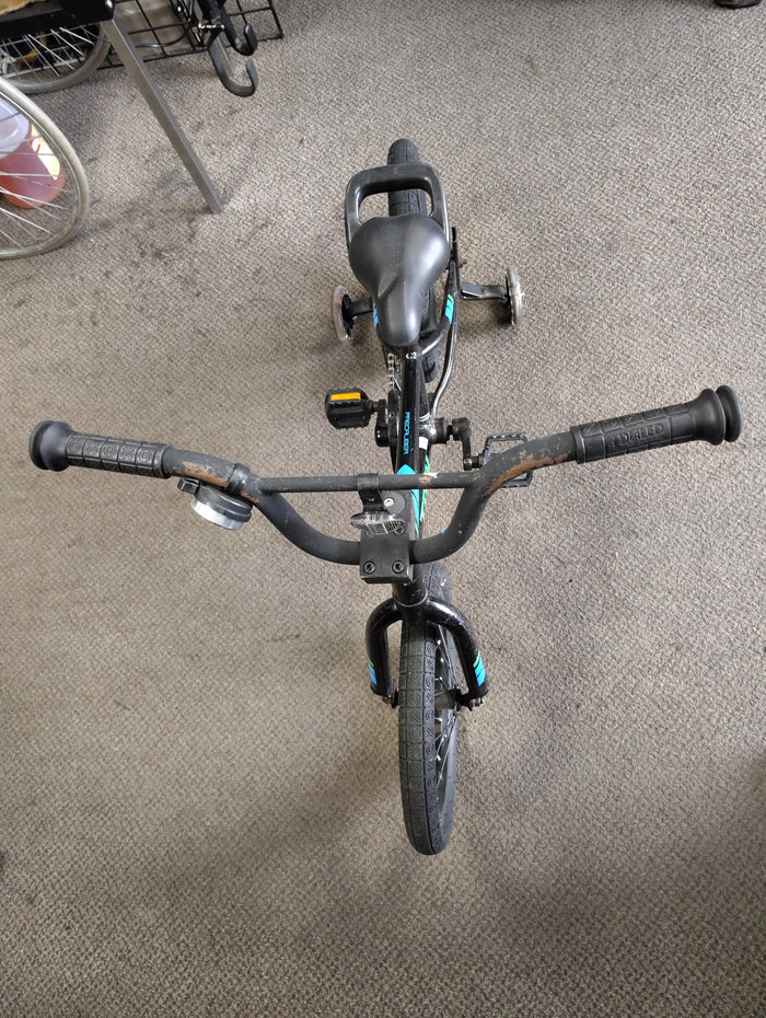 Used Trek Precaliber 16 Kids Bicycle W 16" Wheels And Training Wheels
