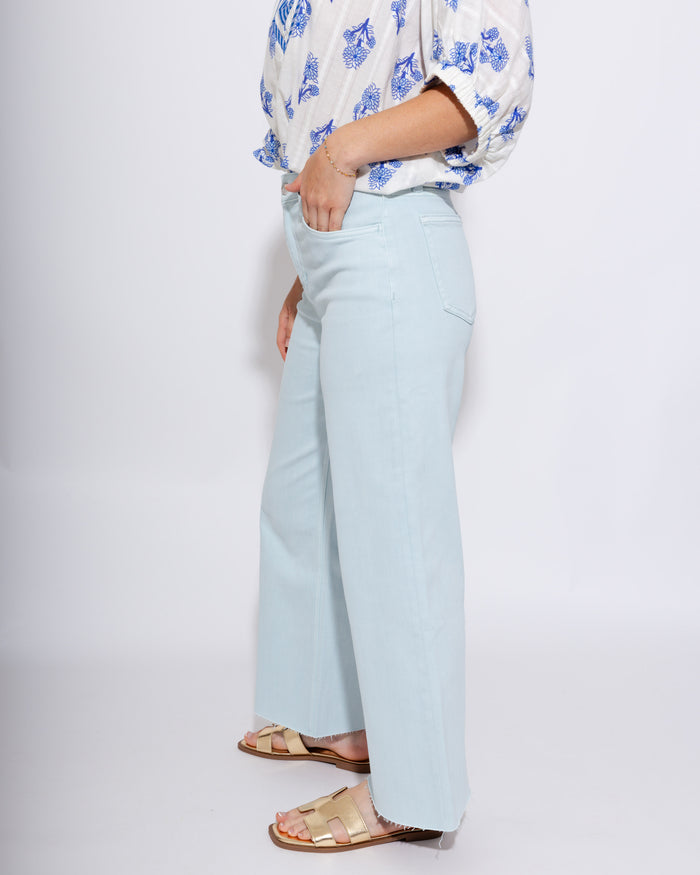 Vervet | High Rise Crop Wide Leg Jeans in Winter Sky