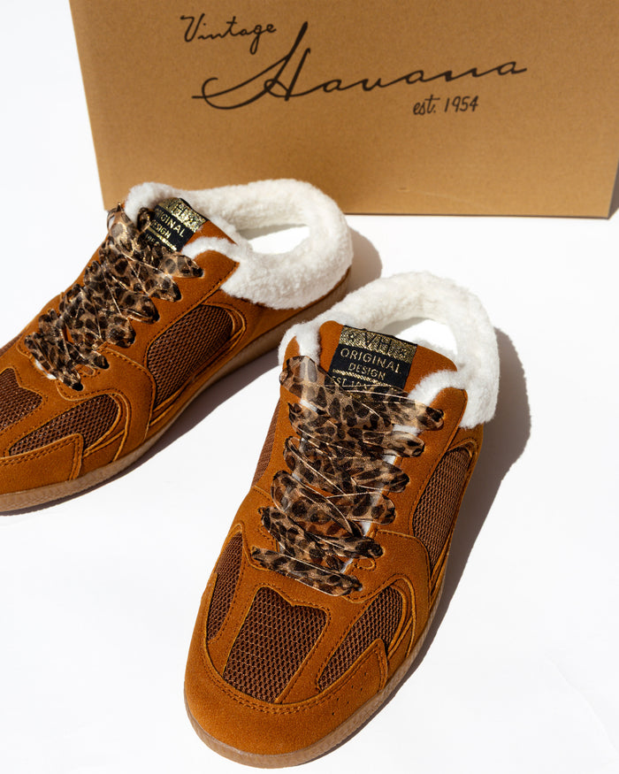 Vintage Havana Slip on Low Top Sneaker in Tan/Brown